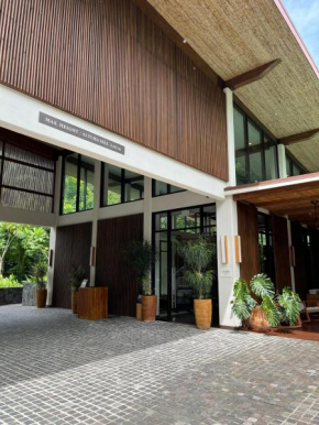 2-Bedroom Rainforest Suite & Balcony at Botanika